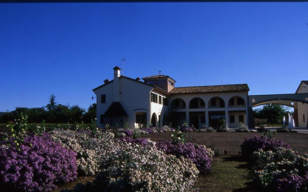 Agriturismo Due Torri Montebelluna Exteriér fotografie